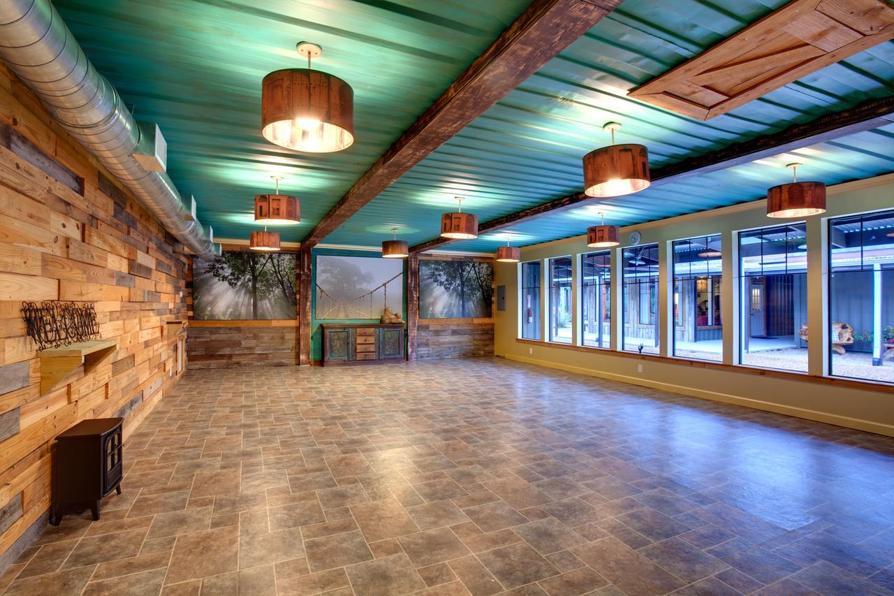 Deer Lake Lodge Resort & Spa Keenan Экстерьер фото